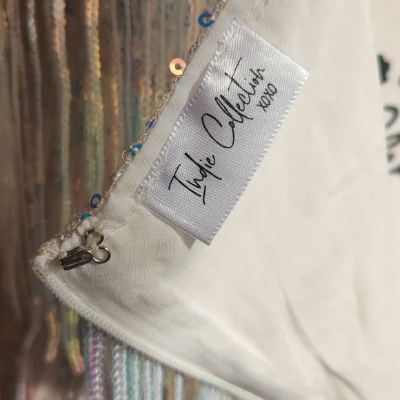 Elegant White Fringe Mini Dress - Picture 10 of 16